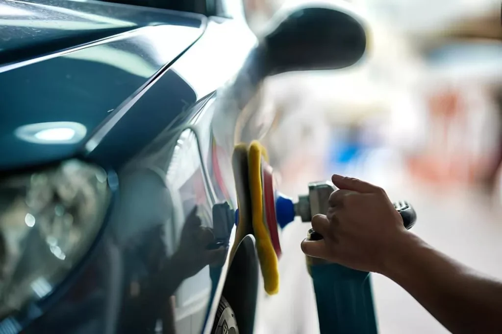 Sơn bóng xe ô tô là gì? 4+ điều cần biết về sơn bóng xe ô tô